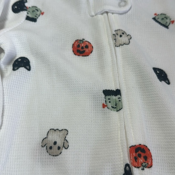Carter's - NWOT - White One Piece with Halloween Prints - Picture 2 of 3